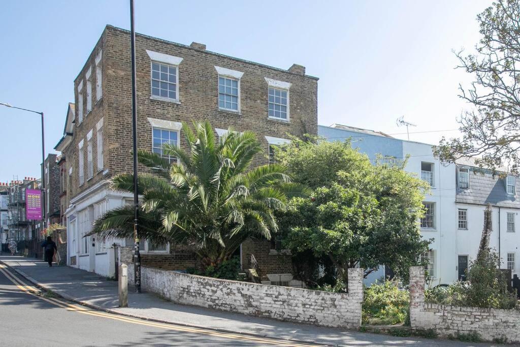 Palm Heights - Top Floor Luxury Flat Margate Esterno foto